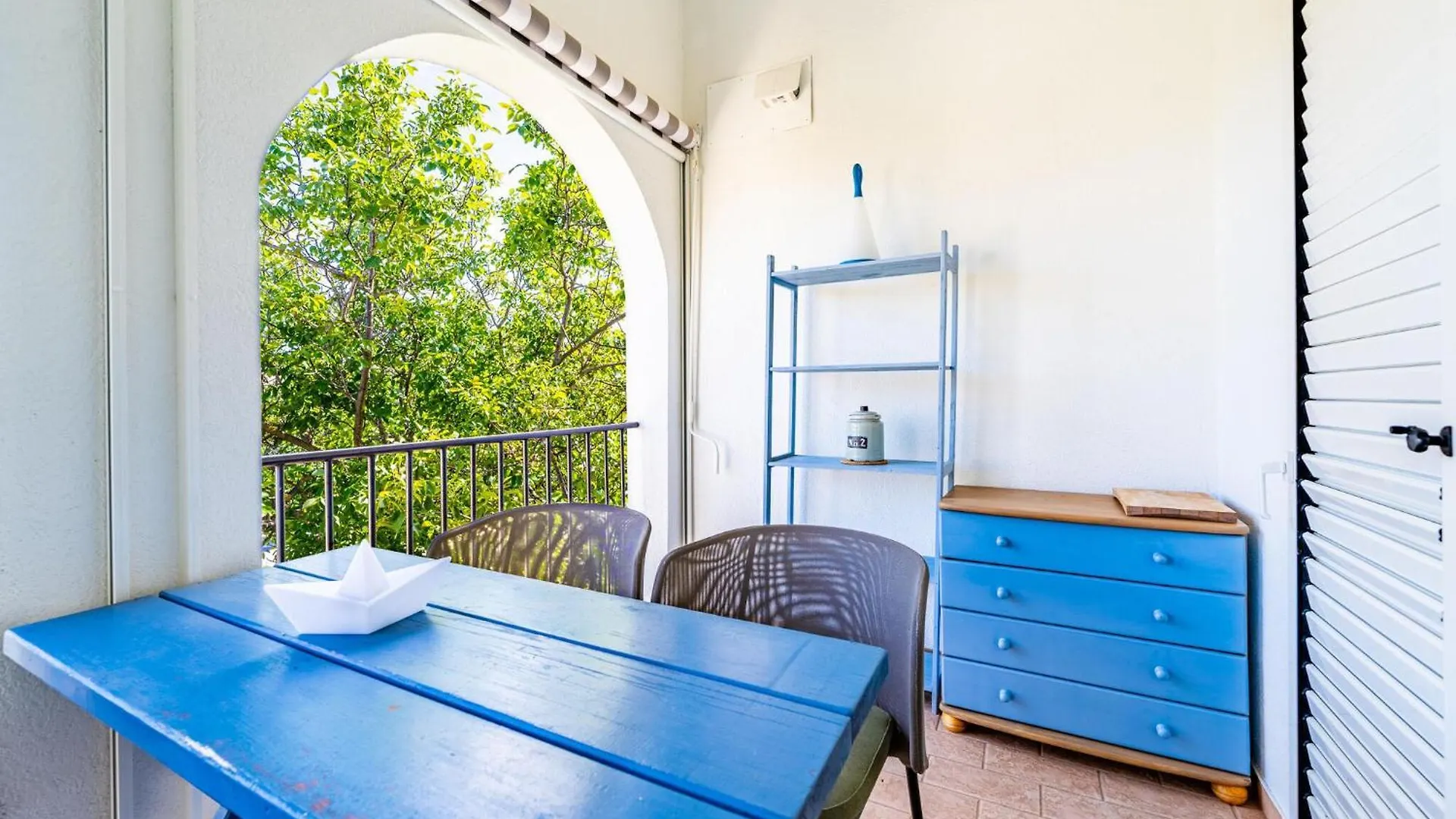 Cozy Apartment In Fazana With Kitchen 0*,